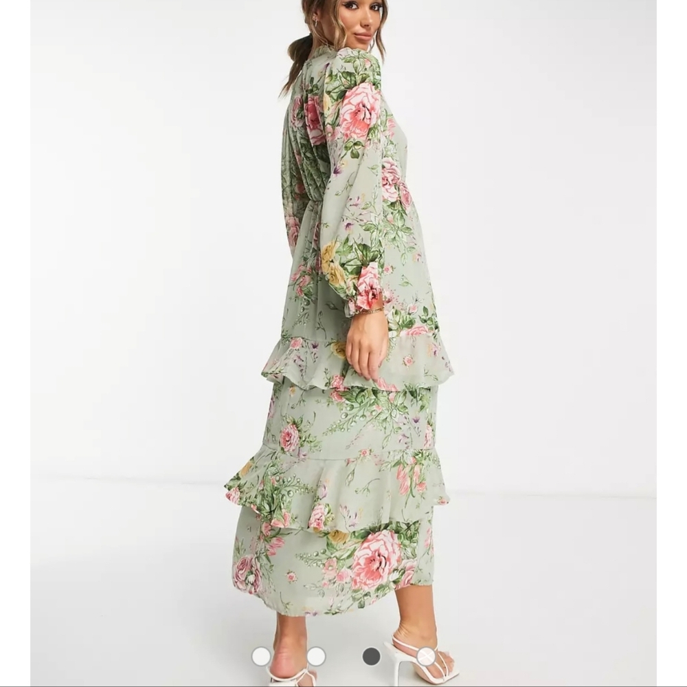 Vila tiered maxi summer vacation dress in garden floral - Picture 5 of 14